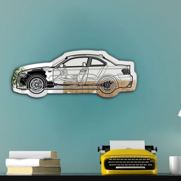 Blueprint illustration of the BMW 135i (E82) on a mirror.