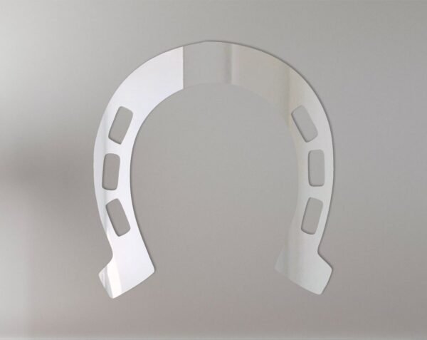 Horseshoe-shaped mirror with '3' sign