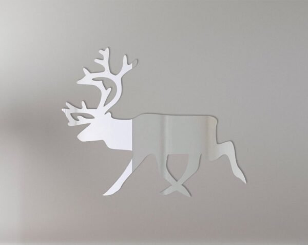 Three-panel Reighndeer brand mirror sign with reflective surfaces.