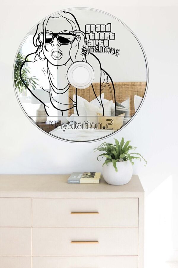 Reflective piece with "GTA San Andreas" disc frame.