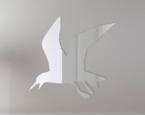 Mirror sign with 'Seagull 1' text and bird silhouette.