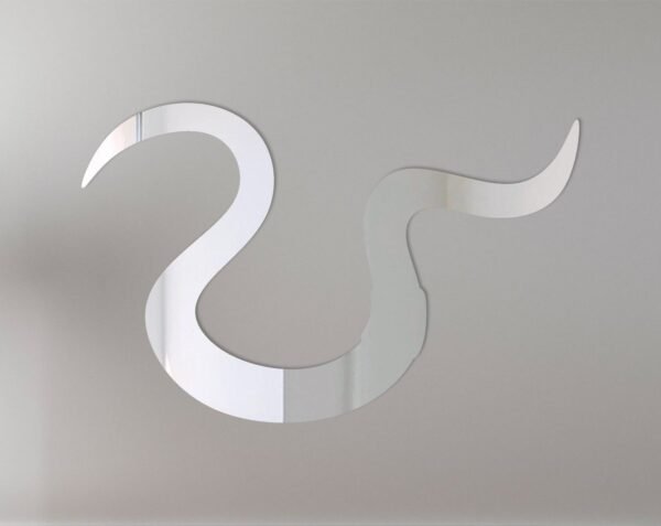 Worm Mirror Sign